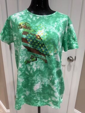 POL Green Tie-Dye Parrot Graphic Tee